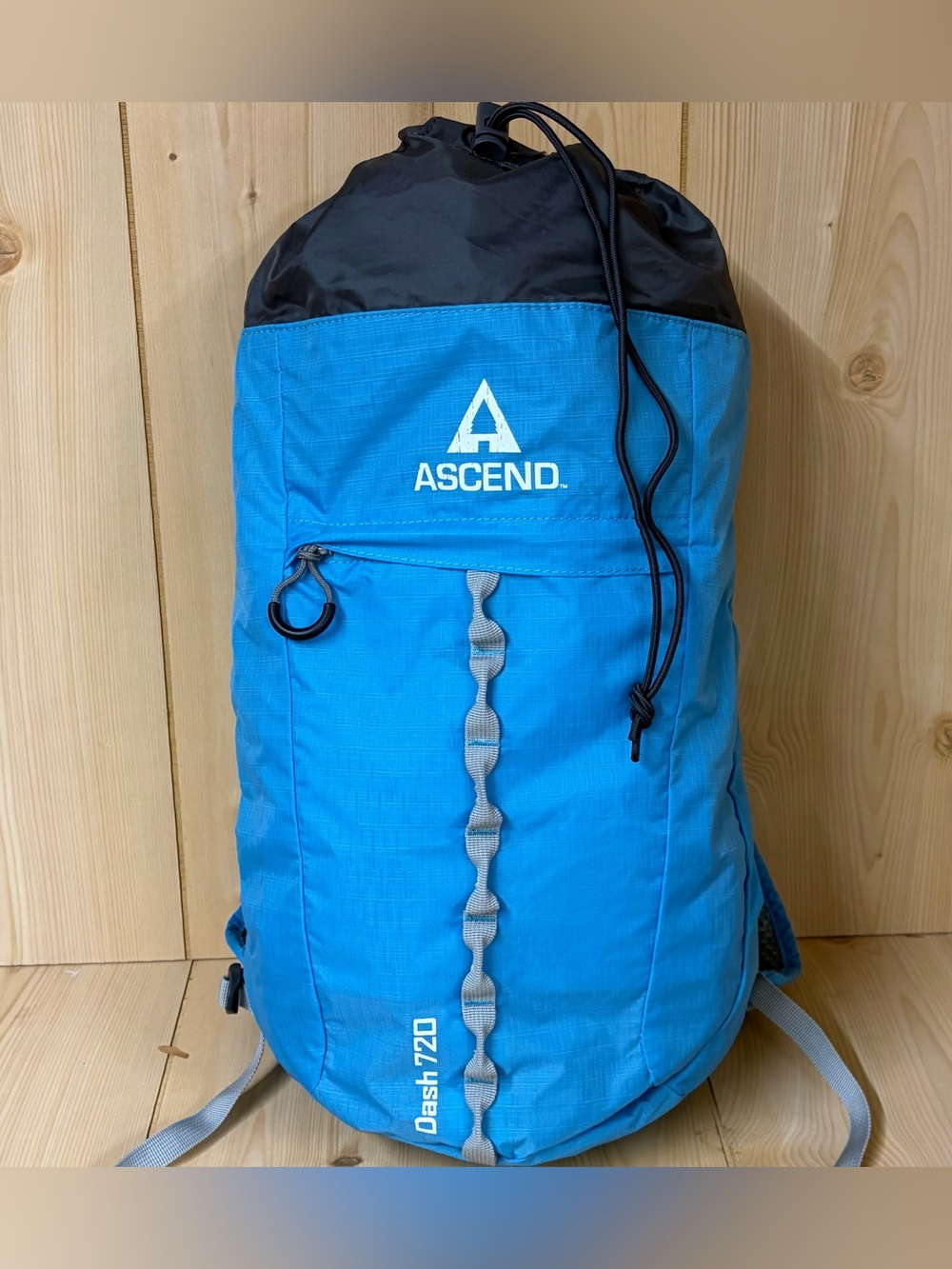 Ascend Dash 720 Blue Lightweight Backpack Drawstring Hiking Bag